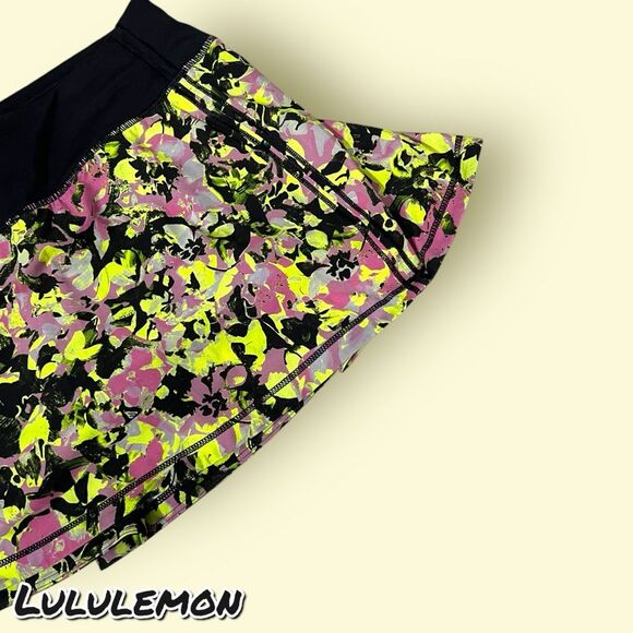 Preowned Lululemon Pace Rival Mid-Rise Skirt Highlight Yellow Multi / Bla size 2 - Picture 7 of 15